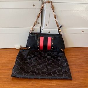 Gucci, never carried, small signature purse w gold trim